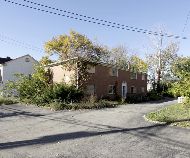 1817 Lockborne Rd in Columbus, OH - Foto de edificio - Building Photo