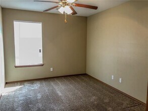 211 Foxglove St in Centerton, AR - Building Photo - Building Photo