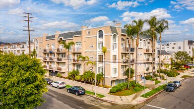 11855 Goshen Ave in Los Angeles, CA - Building Photo - Primary Photo