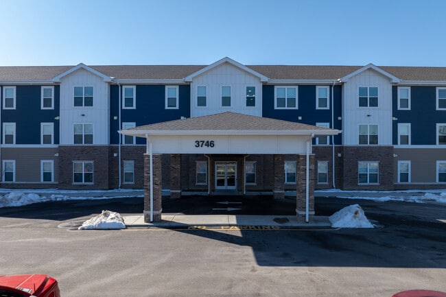 Elm Ridge Apartments in Hazelwood, MO - Building Photo - Building Photo