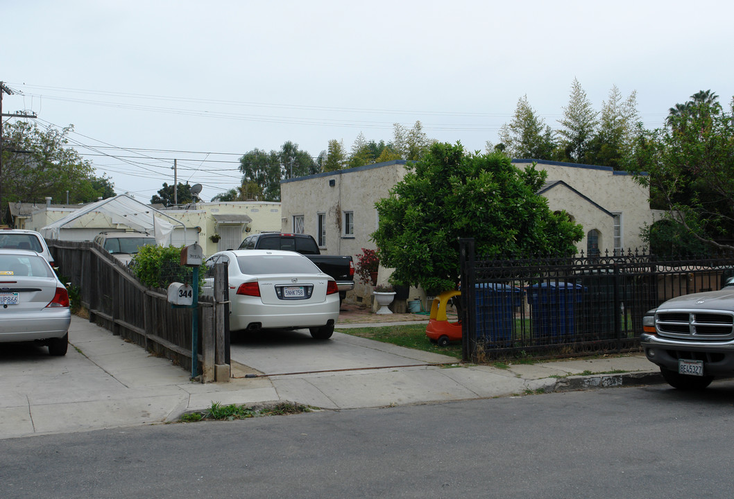 332 E McFarlane St in Ventura, CA - Foto de edificio