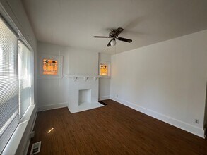 4443 Pershing Ave, Unit 4443 in St. Louis, MO - Foto de edificio - Building Photo
