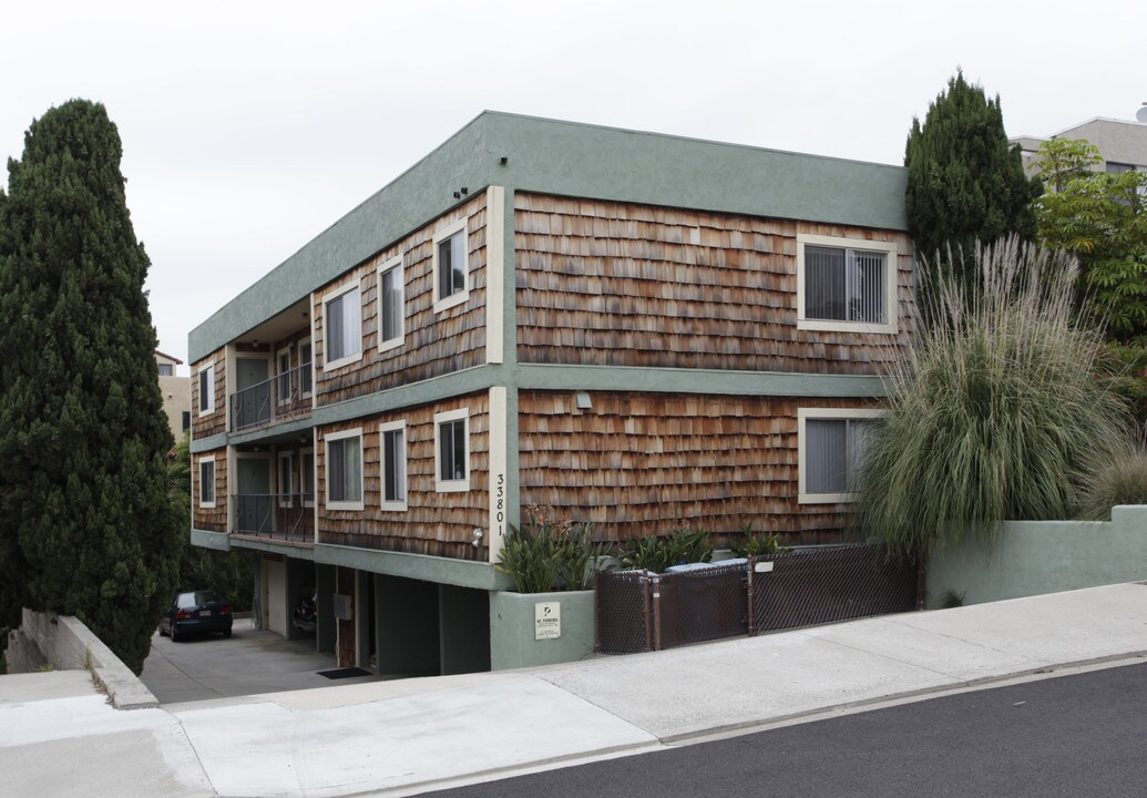 33801 Mariana Dr in Dana Point, CA - Foto de edificio
