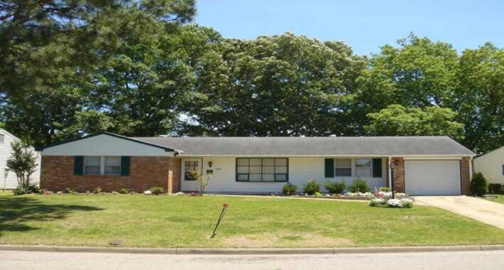 3841 Forrester Ln in Virginia Beach, VA - Building Photo