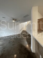 190 Prairie Springs Loop in Georgetown, TX - Foto de edificio - Building Photo