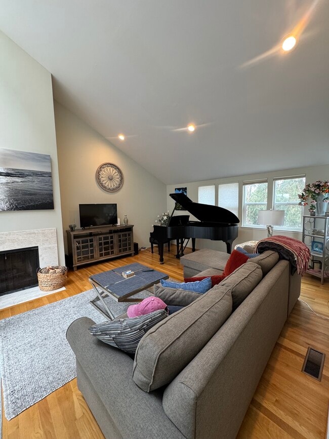 440 Camino Al Mar in Watsonville, CA - Building Photo - Building Photo