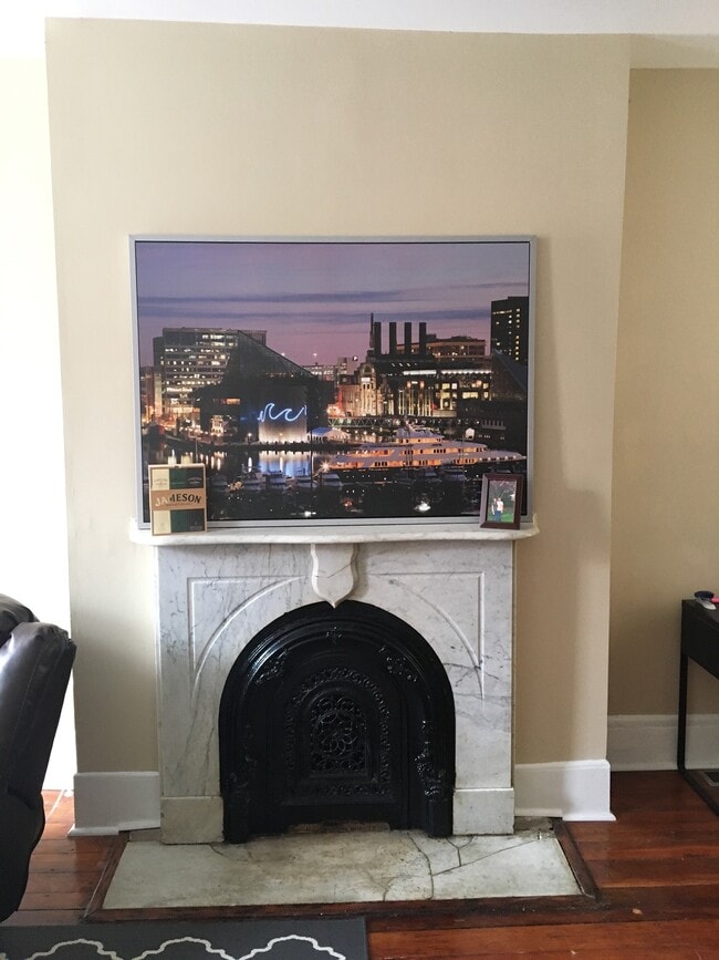 44 Parkin St, Unit 44B in Baltimore, MD - Building Photo - Building Photo