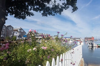 252r High St, Unit SI ID1045448P in Newburyport, MA - Foto de edificio - Building Photo