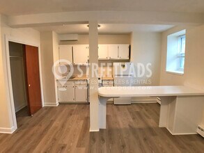 160 N Beacon St in Boston, MA - Foto de edificio - Building Photo