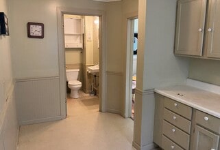 16 Seminary Ave, Unit 1R in Binghamton, NY - Building Photo - Building Photo