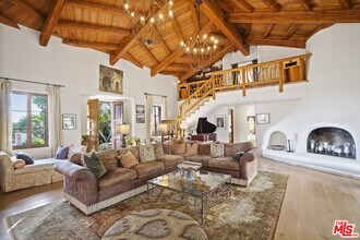 7332 Birdview Ave in Malibu, CA - Building Photo - Building Photo