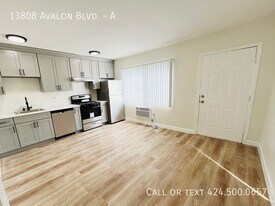 13808 Avalon Blvd in Los Angeles, CA - Building Photo