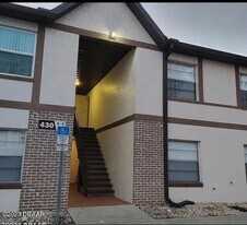 430 Banana Cay Dr, Unit Unit F in South Daytona, FL - Building Photo