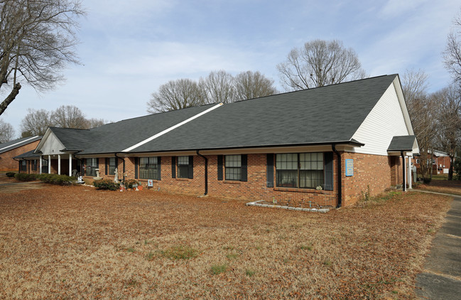 Cherry Manor in Cherryville, NC - Building Photo - Building Photo