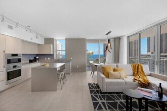 4010 S Ocean Dr, Unit ID1388506P in Hollywood, FL - Foto de edificio - Building Photo