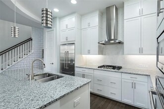 1151 Manacor Ln in Dallas, TX - Building Photo - Building Photo