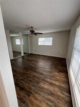 141 Lake Shore Dr N in Palm Harbor, FL - Building Photo - Building Photo