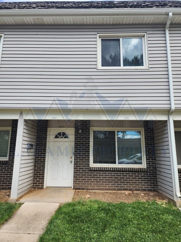 871 N 8th St in Laramie, WY - Building Photo - Building Photo