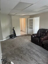 130 Washington St, Unit B in Ingleside, IL - Building Photo - Building Photo