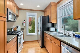 113 27th Ave S in Seattle, WA - Building Photo - Building Photo