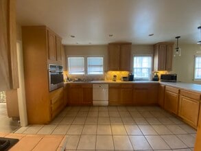 315 Monroe St in Monterey, CA - Building Photo - Building Photo