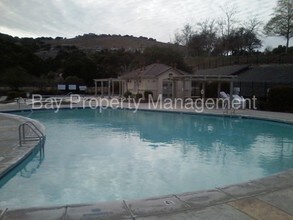 19115 Garden Valley Way in Salinas, CA - Building Photo - Building Photo