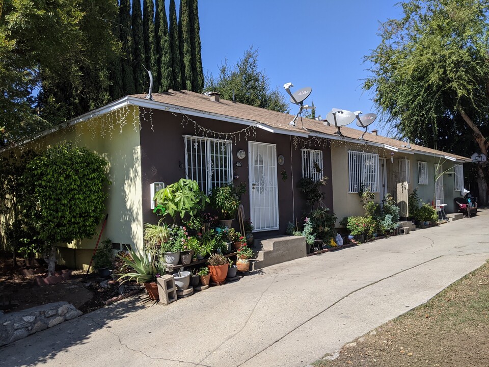 645 N Los Robles Ave in Pasadena, CA - Building Photo