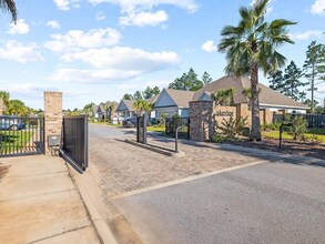 100 Pine Lake Dr in Santa Rosa Beach, FL - Foto de edificio - Building Photo