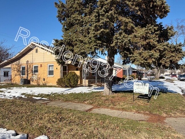 3883 Fulton Ave in Moraine, OH - Building Photo - Building Photo