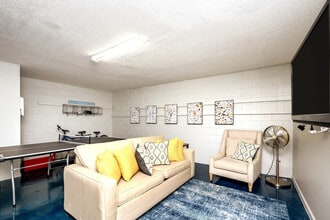 22 Moreno Point Rd in Destin, FL - Building Photo - Building Photo