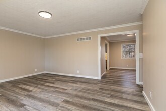 137 Wallen Blf in Branson, MO - Building Photo - Building Photo