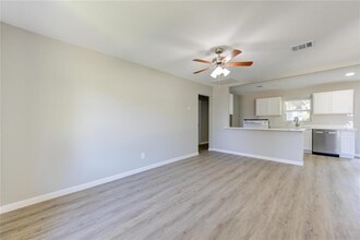 3304 Washington St in Pasadena, TX - Building Photo - Building Photo