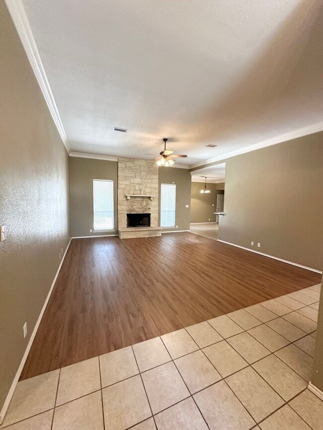 5203 Quicksand Dr in Midland, TX - Foto de edificio - Building Photo