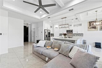 16 W Dawes Ave in Alton, TX - Building Photo - Building Photo