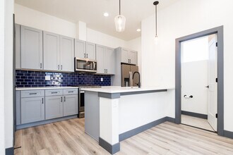 3569 S Pennsylvania St, Unit C in Englewood, CO - Foto de edificio - Building Photo