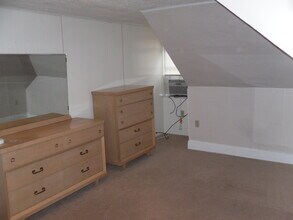 223 Halket St, Unit 2 in Pittsburgh, PA - Building Photo - Building Photo