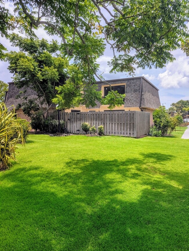 property at 5572 Malt Dr
