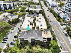 20401 NE 30th Ave, Unit 414-8 in Aventura, FL - Building Photo - Building Photo