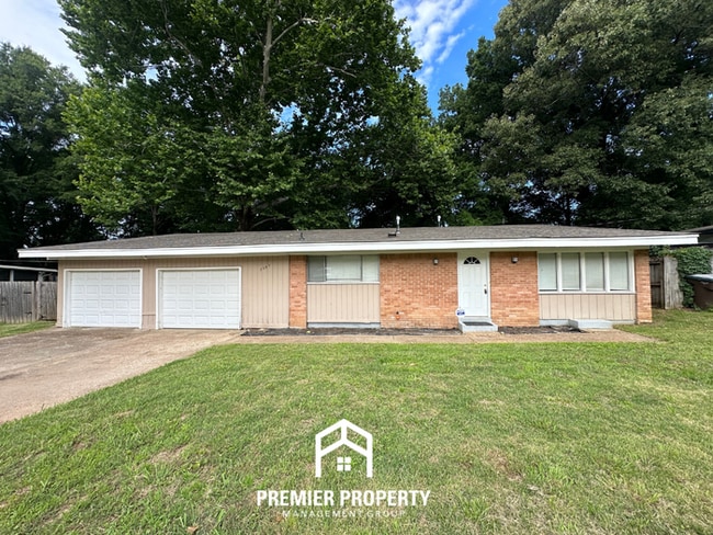 property at 2847 Elmore Park Rd