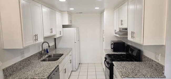 property at 1437 Clemson Way