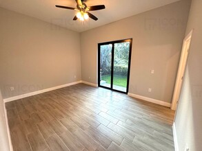 1845 SW 44th Terrace-Unit -2 (1847) in Fort Lauderdale, FL - Building Photo - Building Photo