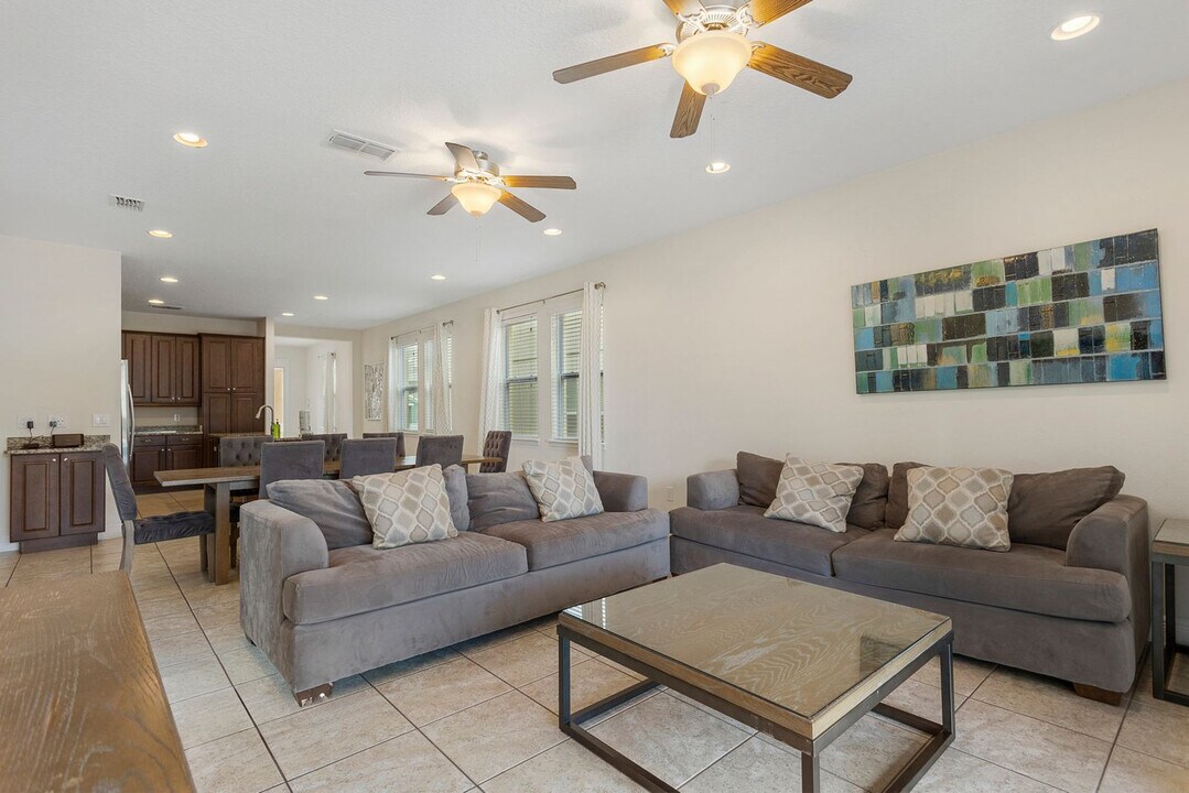331 Pendant Ct-Unit -ID1247994P in Kissimmee, FL - Building Photo