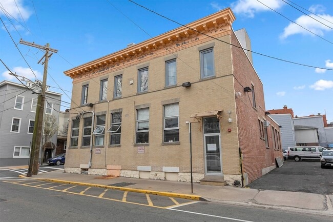 property at 201 19th St