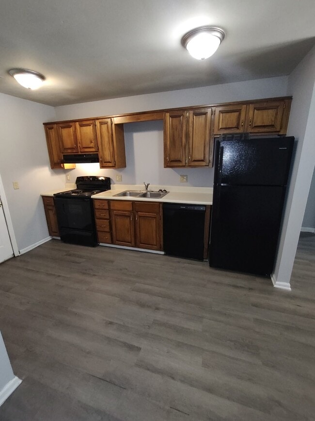 property at 211 N Patton St