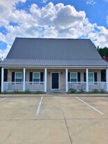 136 Herschel Dr in Statesboro, GA - Building Photo