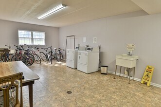 2109 Cedar Run Dr in Camp Hill, PA - Building Photo - Building Photo