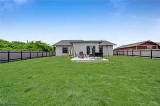 3721 6th St W in Lehigh Acres, FL - Building Photo - Building Photo