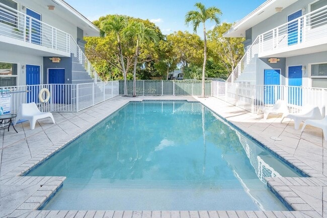 1503 NE 4th Ct, Unit 3 in Fort Lauderdale, FL - Building Photo - Building Photo