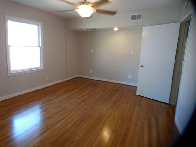 property at 3314 Rochdale St