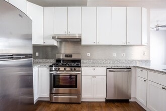 534 Tremont St in Boston, MA - Building Photo - Building Photo